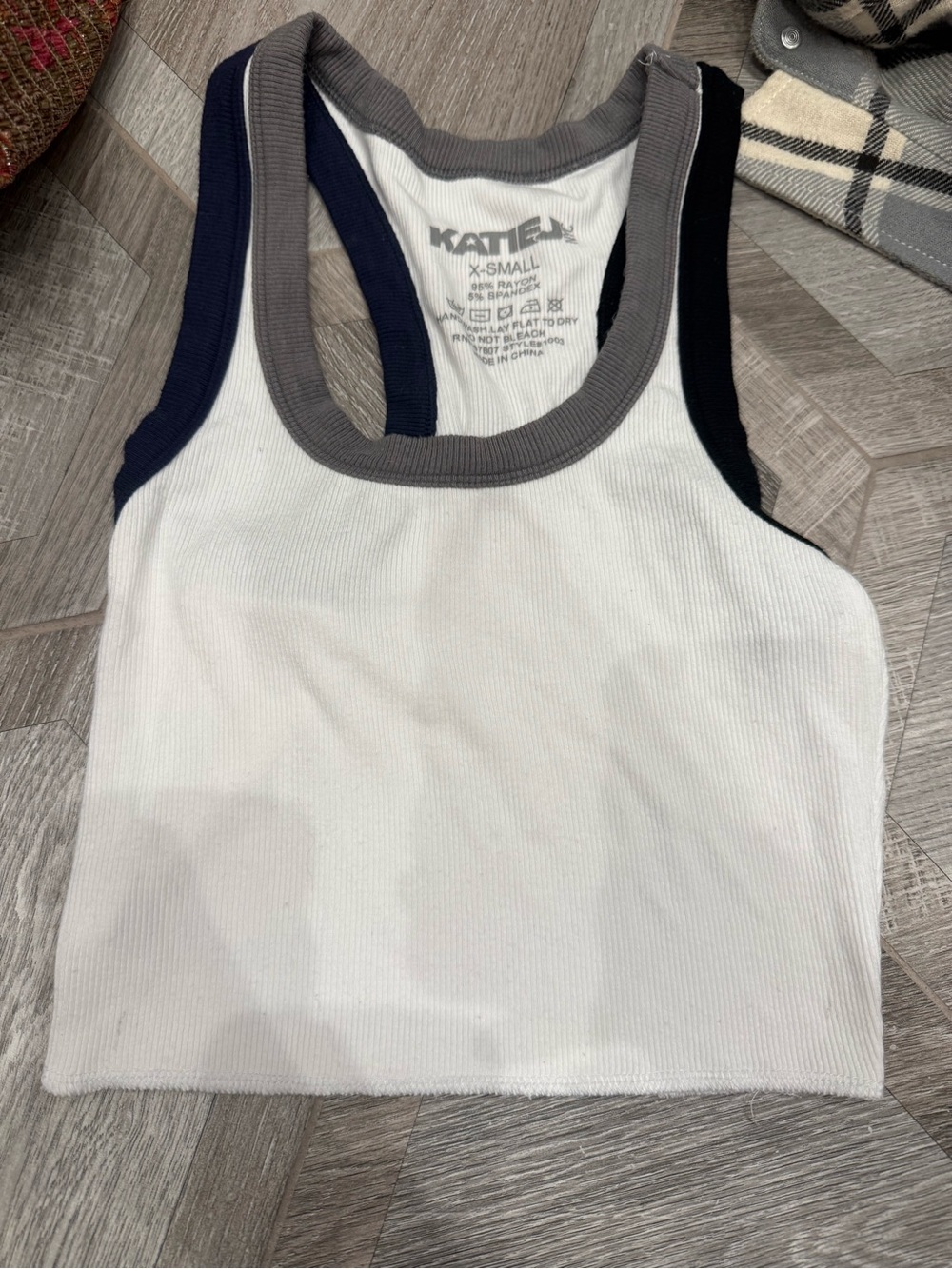 Katie j Junior Xs shirt